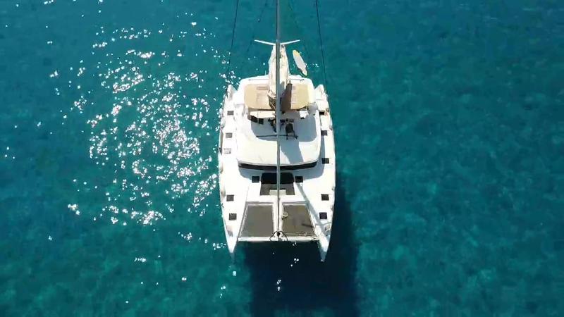 Book yachts online - catamaran - Lagoon 52F - Cala Luna  - rent