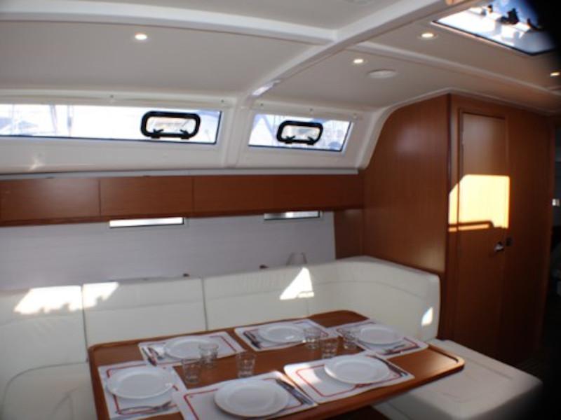 Book yachts online - sailboat - Bavaria Cruiser 51 - Tabarka - rent