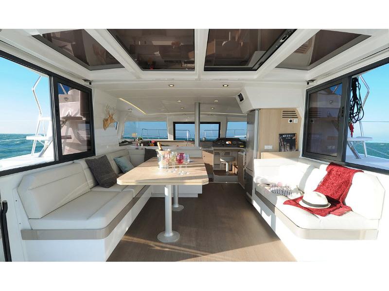 Book yachts online - catamaran - Bali 4.1 Maxi Lounge - Grampis - rent