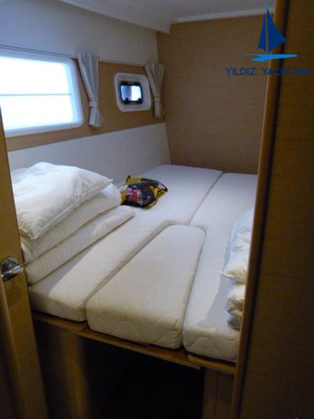 Book yachts online - catamaran - Lagoon 400 - Winnie - rent
