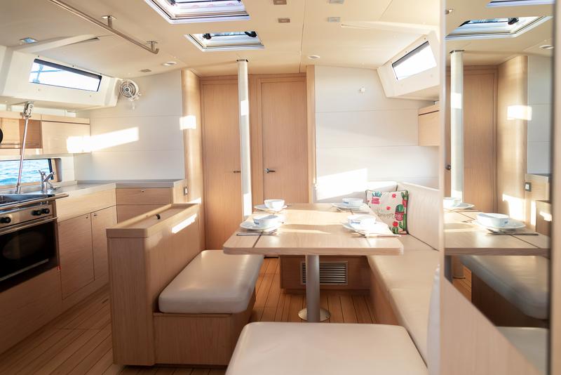 Book yachts online - sailboat - Oceanis 46.1 - KOS 46.6 - rent