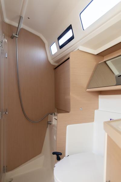 Book yachts online - sailboat - Oceanis 40.1 - KOS 40.2 - rent