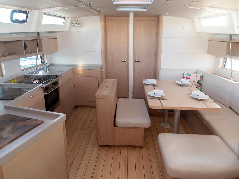Book yachts online - sailboat - Oceanis 46.1 - KOS 46.5 - rent