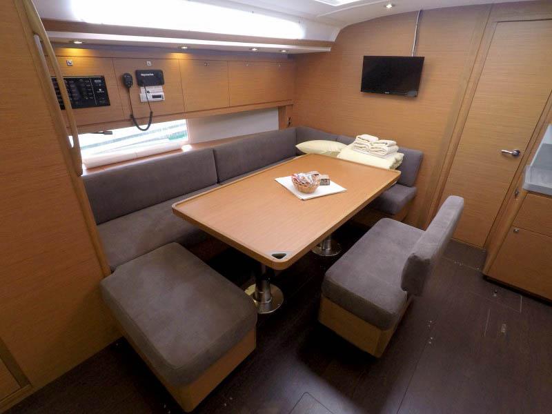 Book yachts online - sailboat - Dufour 470 GL - Alibaba - rent