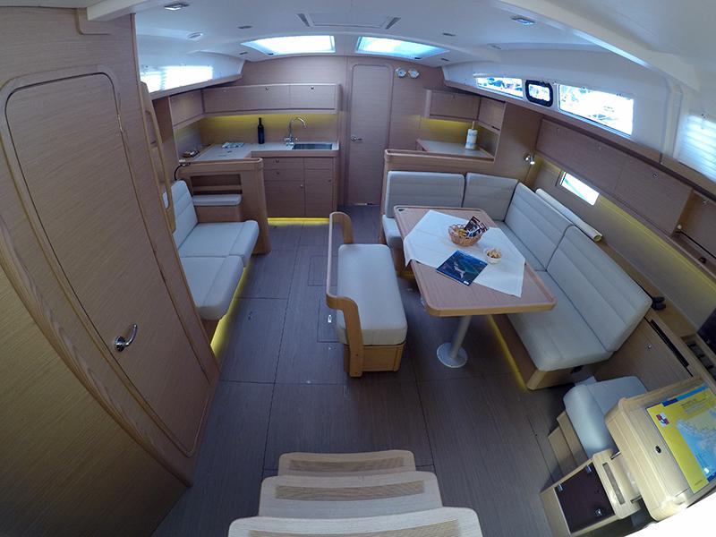 Book yachts online - sailboat - Dufour 460 GL 3 cab - Avalon II - rent