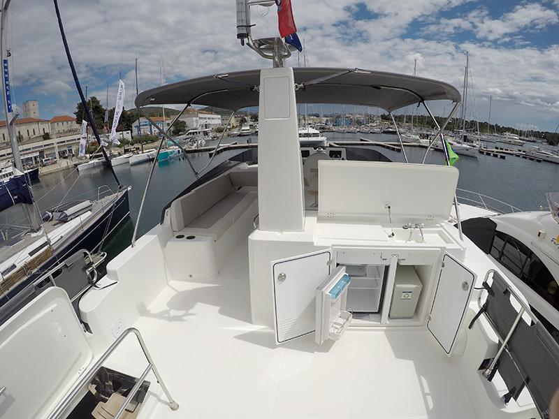 Book yachts online - motorboat - Beneteau S. Trawler 47 - Ocean dreamer - rent