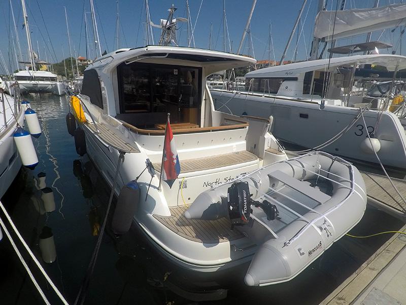 Book yachts online - motorboat - Marex 375 - North star - rent