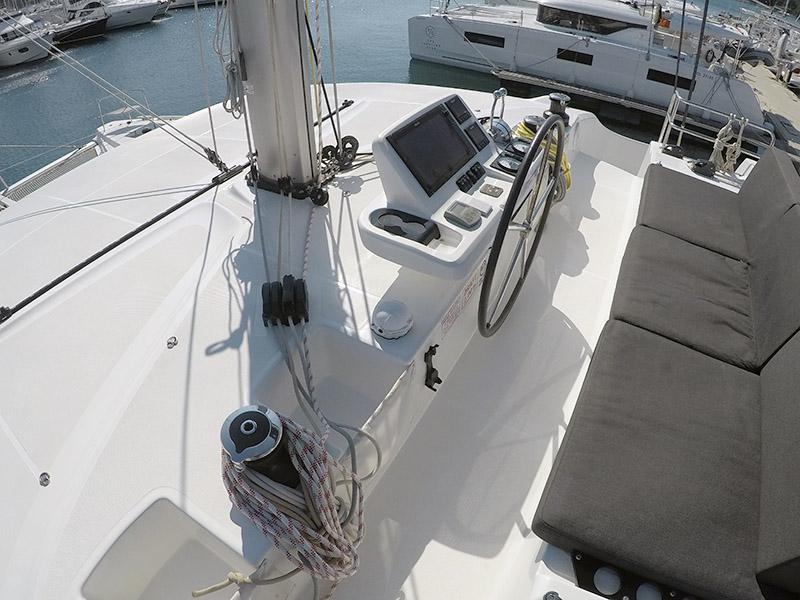 Book yachts online - catamaran - Lagoon 50 - Zuzo 1ST - rent