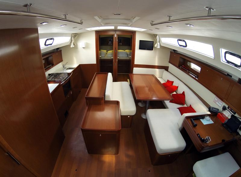 Book yachts online - sailboat - Oceanis 50 - Pika II - rent