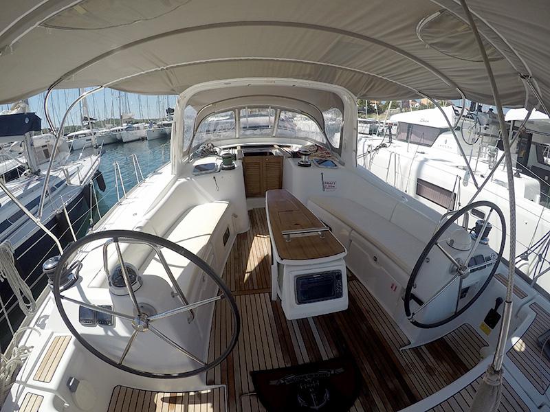 Book yachts online - sailboat - Oceanis 50 - Pika II - rent