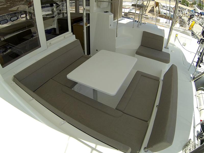Book yachts online - catamaran - Lagoon 39 - My cat - rent