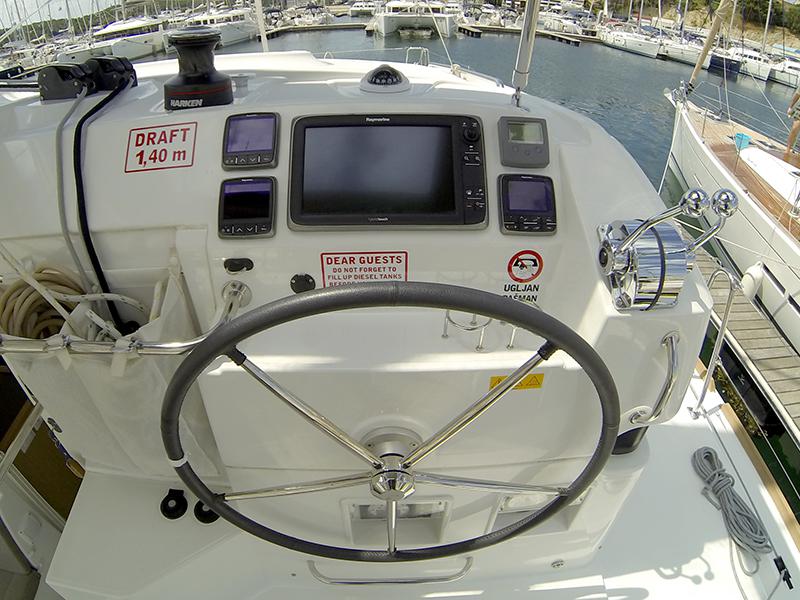 Book yachts online - catamaran - Lagoon 39 - My cat - rent