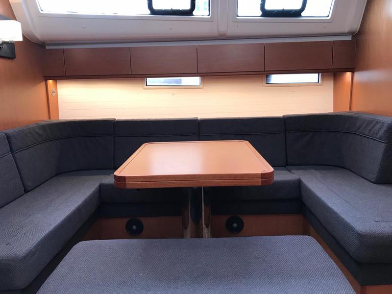 Book yachts online - sailboat - Bavaria 51 Cruiser - BAVARIA 51 CRUISER (2018) - MYK - rent