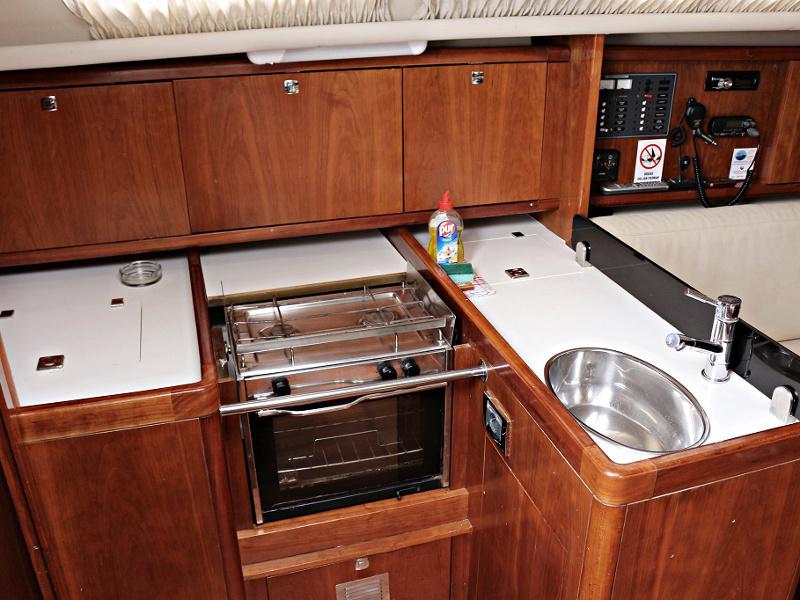 Book yachts online - sailboat - EMINENCE 40 BT - WHITE DREAMS - rent