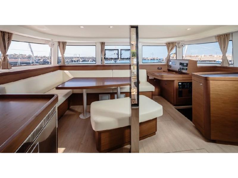 Book yachts online - catamaran - Lagoon 42* - Rosmarino - Comfort line - rent