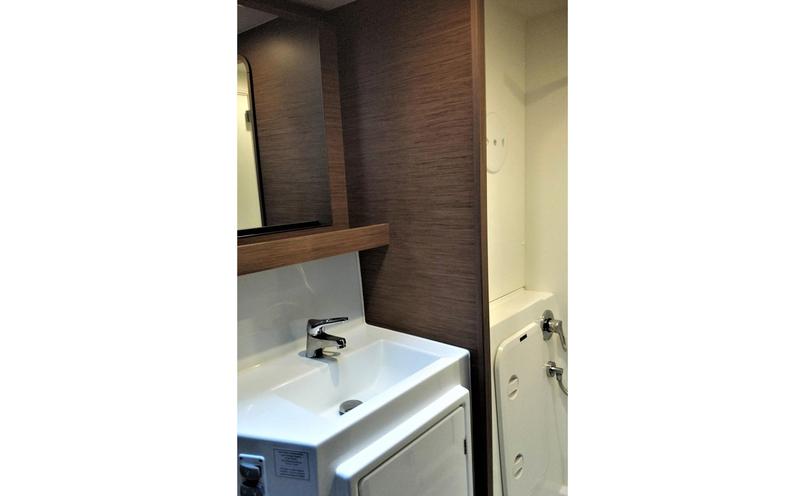 Book yachts online - catamaran - Lagoon 42 - Niki - rent