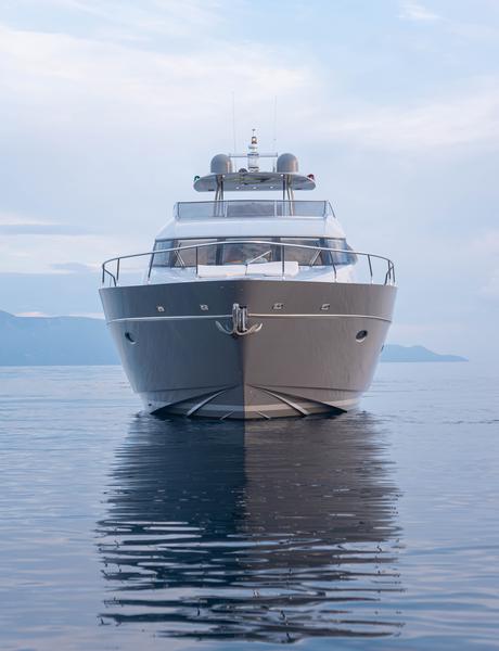 Book yachts online - motorboat - Royal Denship 85 - Stela 117 - rent