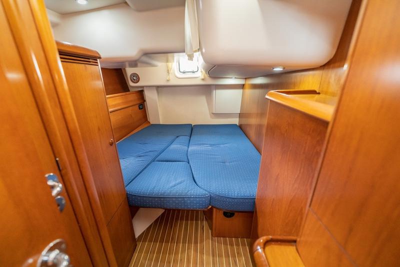 Book yachts online - sailboat - Sun Odyssey 54DS - Vanilla - rent