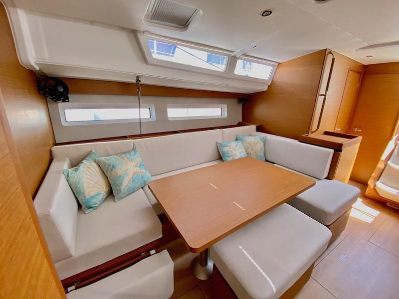 Book yachts online - sailboat - Sun Odyssey 490 - PERSIK - rent