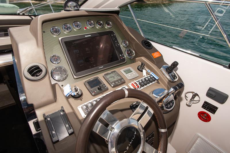 Book yachts online - motorboat - Azimut Atlantis 50 HT - Fellow III - rent