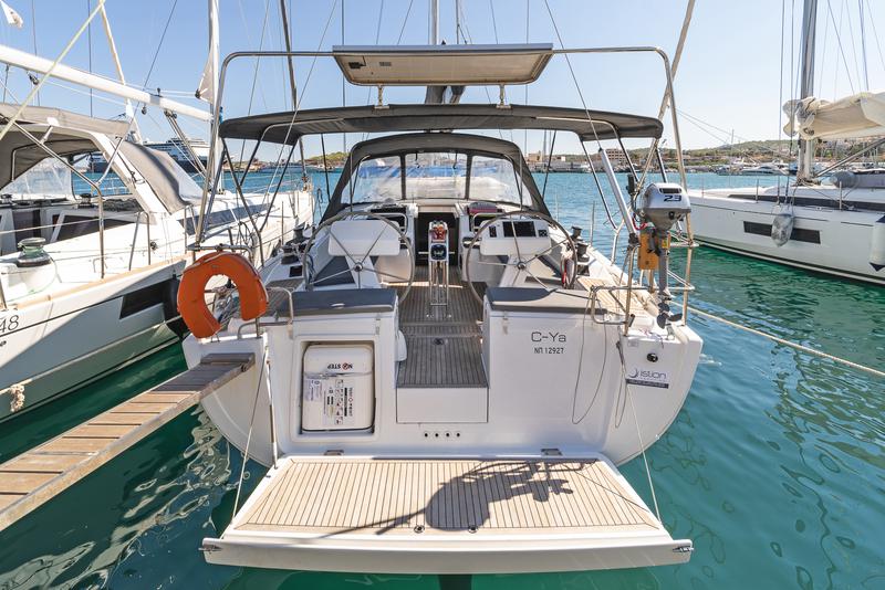 Book yachts online - sailboat - Hanse 458 - C-YA - rent