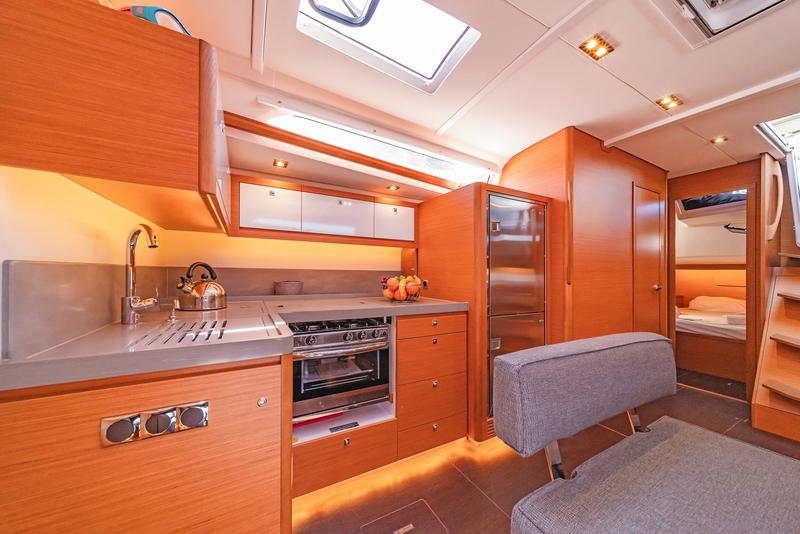 Book yachts online - sailboat - Dufour 470 - IMAGINE - rent