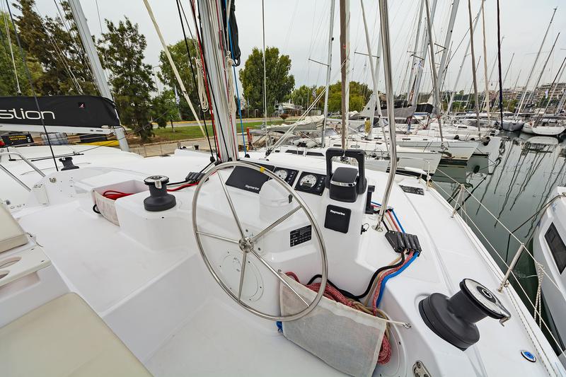 Book yachts online - catamaran - Bali Catspace - MEDITEO - rent