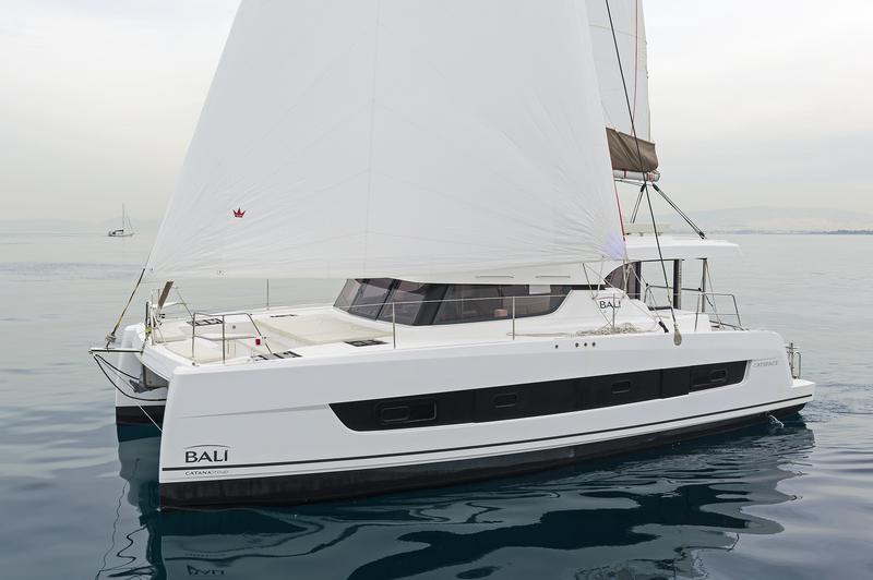 Book yachts online - catamaran - Bali Catspace - MEDITEO - rent