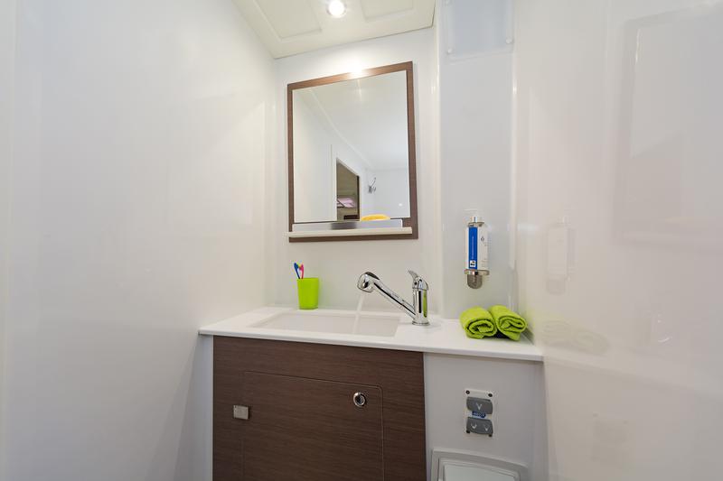 Book yachts online - catamaran - Bali Catspace - MEDITEO - rent