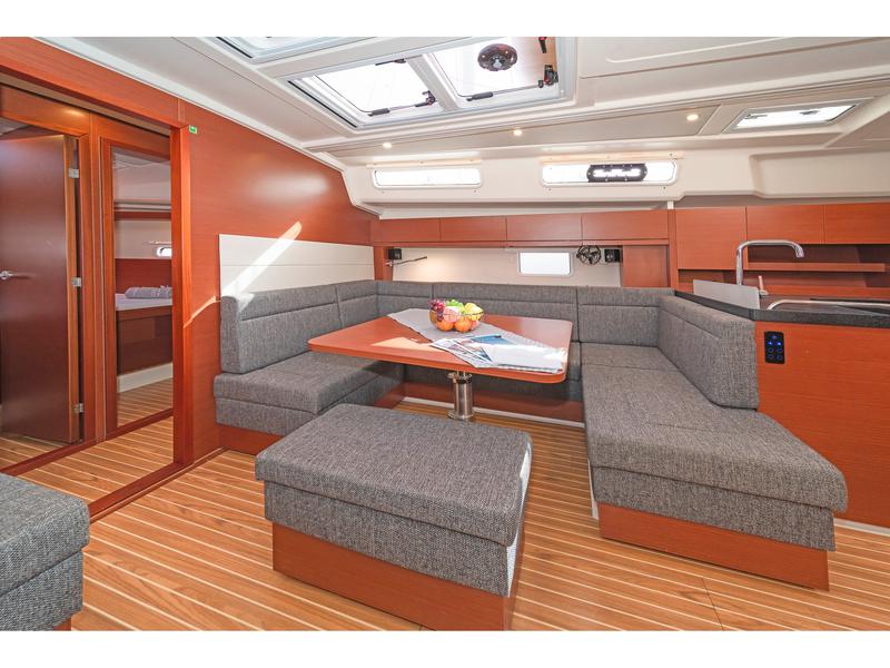 Book yachts online - sailboat - Hanse 458 - KIVELI - rent
