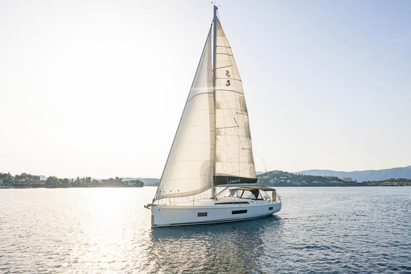 Book yachts online - sailboat - Oceanis 51.1 (5+1 cab) A/C &amp; GEN - CARPE DIEM - rent