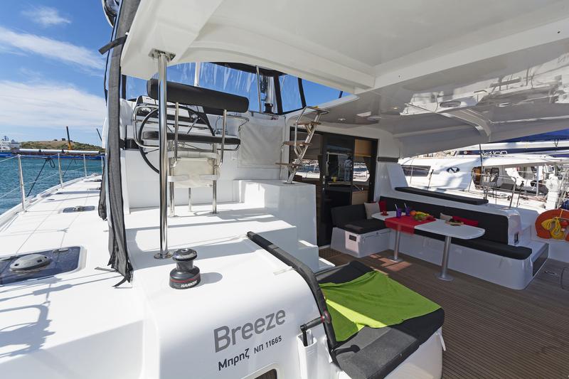 Book yachts online - catamaran - Lagoon 42 A/C &amp; GEN. - BREEZE - rent