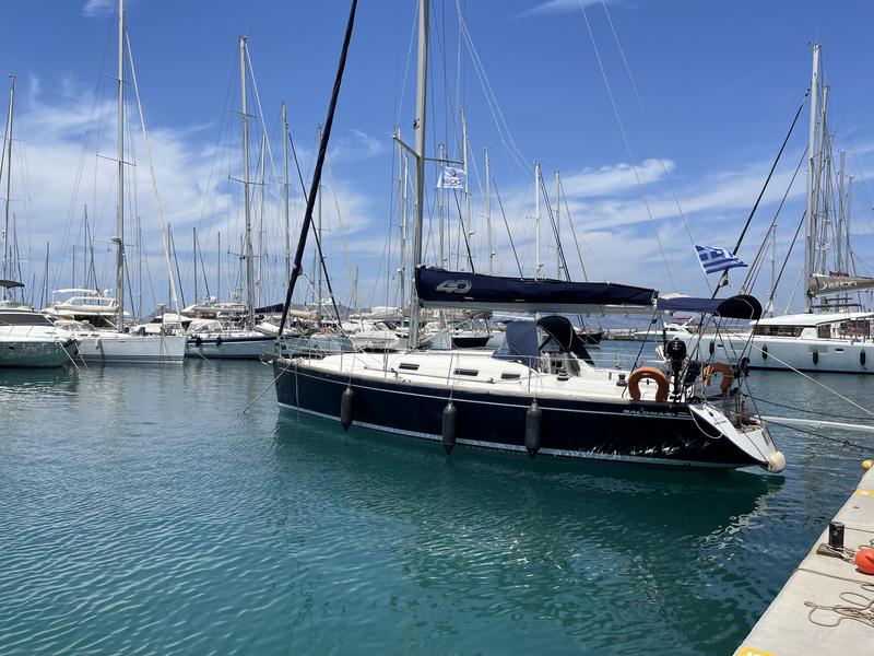 Book yachts online - sailboat - Salona 40 - Vira - rent