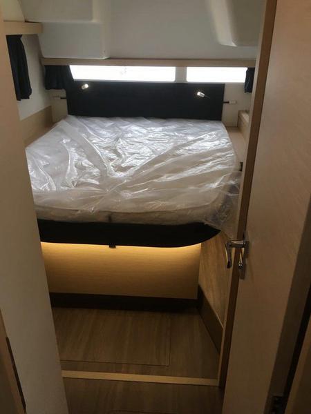 Book yachts online - catamaran - Lucia 40 (4cab./4 hds) - Lucia's Dream - rent