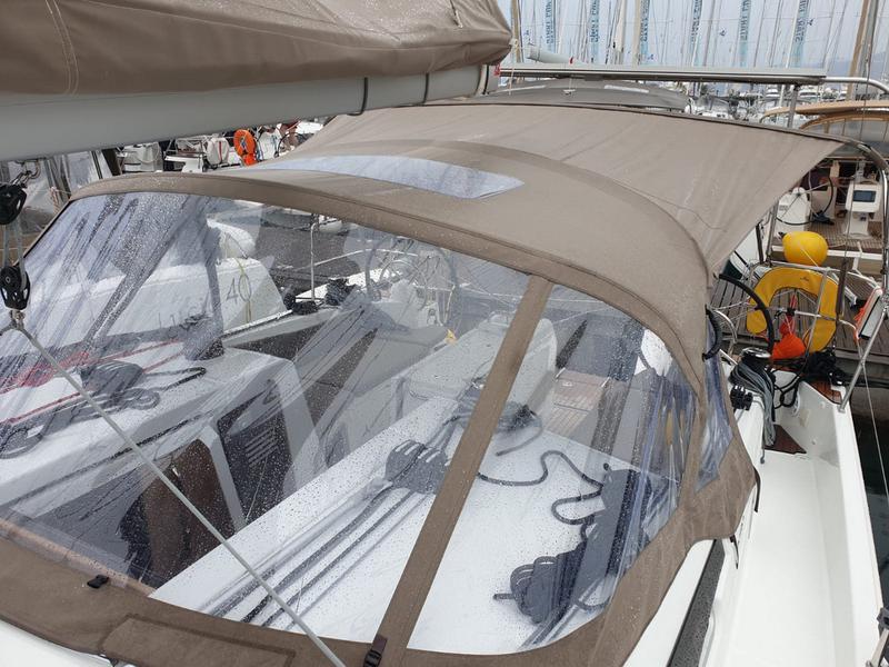 Book yachts online - sailboat - Sun Odyssey 410 - Jutisa - rent