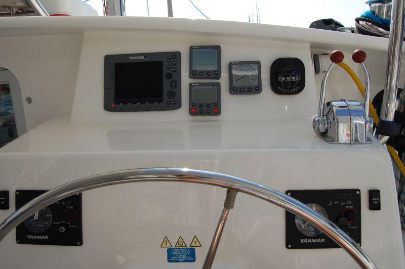 Book yachts online - catamaran - Voyage 440 - Alboran Ron Punch (Majorca) - rent