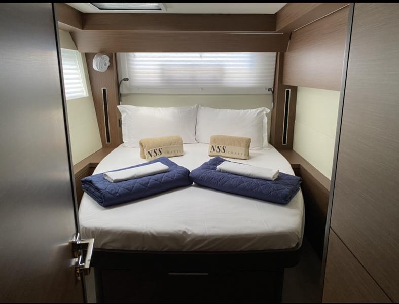 Book yachts online - catamaran - Lagoon 50 - Dreamers - rent