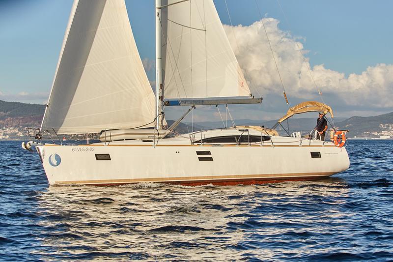 Book yachts online - sailboat - Elan Impression 45 - Alcamaro - rent