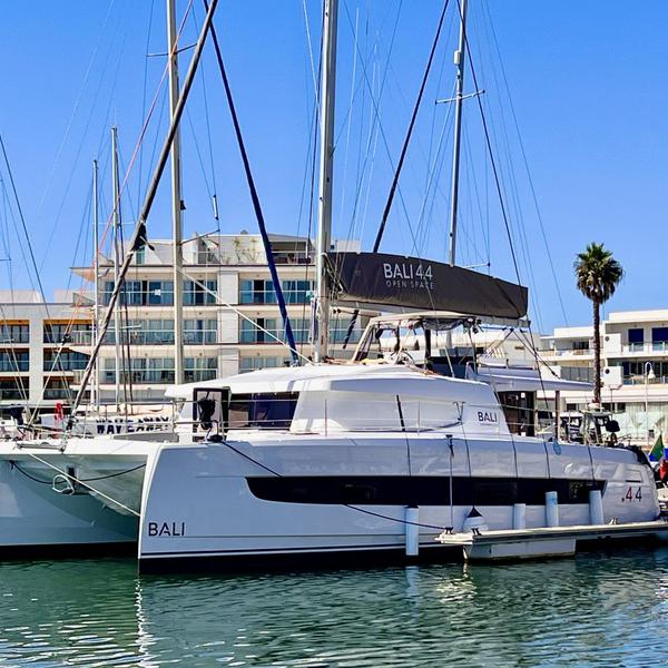 Book yachts online - catamaran - Bali 4.4 Bliss - Bliss - rent