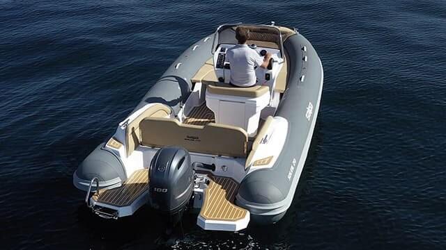 Book yachts online - motorboat - Salpa Soleil 18 - Liberty - rent