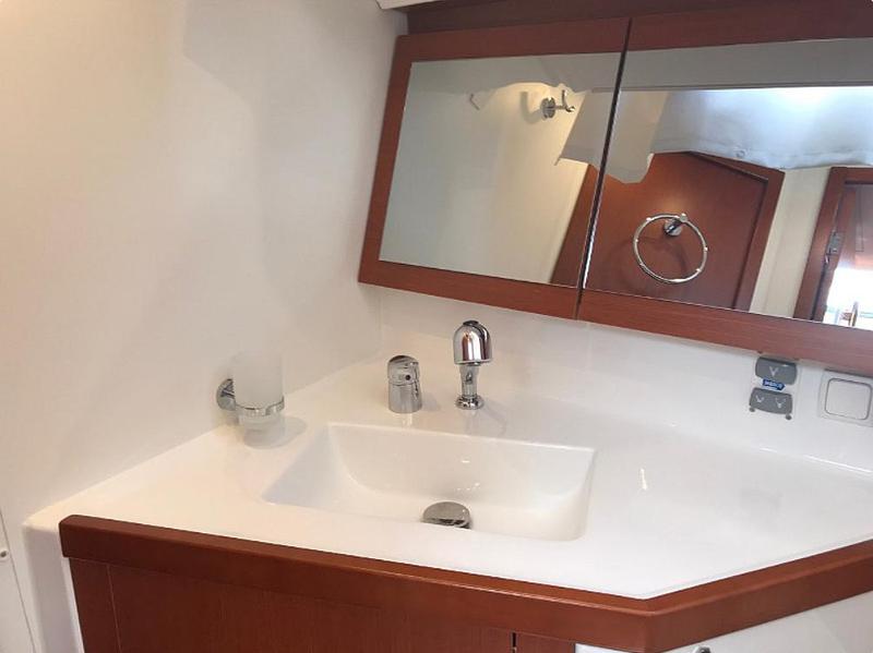 Book yachts online - sailboat - Oceanis 45 - Atlantica - rent