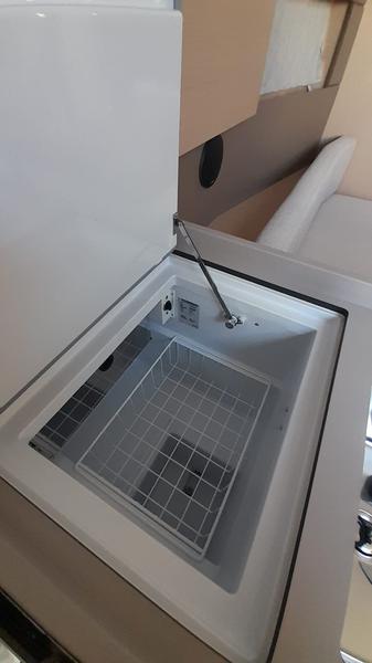 Book yachts online - sailboat - Oceanis 38.1 - TRITON - rent