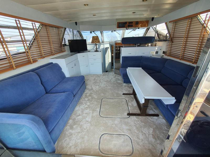 Book yachts online - motorboat - Squadron 50 - ZEN - rent