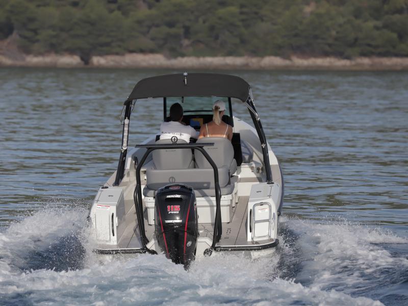 Book yachts online - motorboat - Saxdor 200 Sport - 115 Mercury - Big Wave - rent