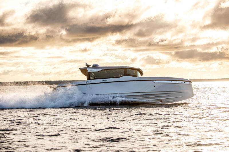 Book yachts online - motorboat - Saxdor 320 GTC - Saxdor 320 GTC (2023) - rent