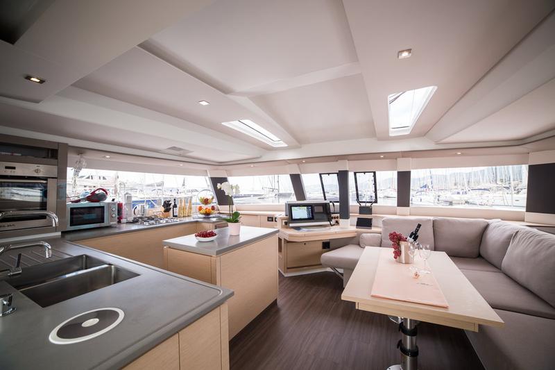 Book yachts online - catamaran - Saba 50 - Lamela (crewed) WEDNESDAY  - rent