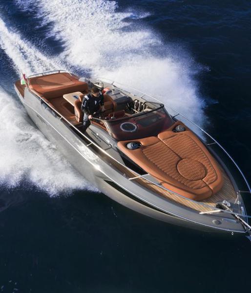 Book yachts online - motorboat - Cranchi E30 Endurance - Aurora - rent
