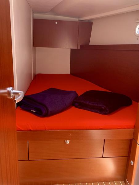 Book yachts online - sailboat - Hanse 445 - 4 cabin - Aldebaran - rent