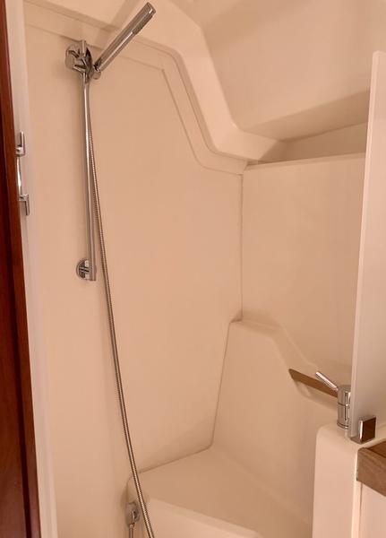 Book yachts online - sailboat - Hanse 445 - 4 cabin - Okhotnik - rent