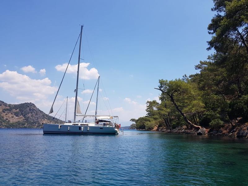 Book yachts online - sailboat - Hanse 445 - 4 cabin - Okhotnik - rent